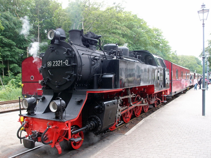 Lokomotive 99 2321-0 der Bäderbahn Molli
