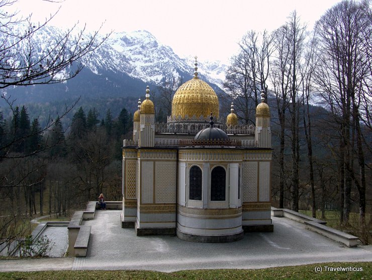 Maurischer Kiosk im Park von Schloss Linderhof