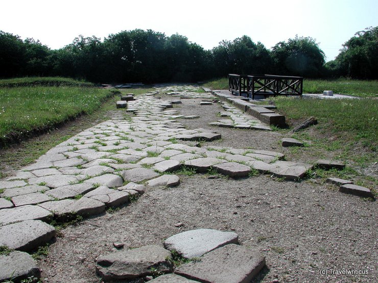 Blick auf die archäologische Ausgrabung